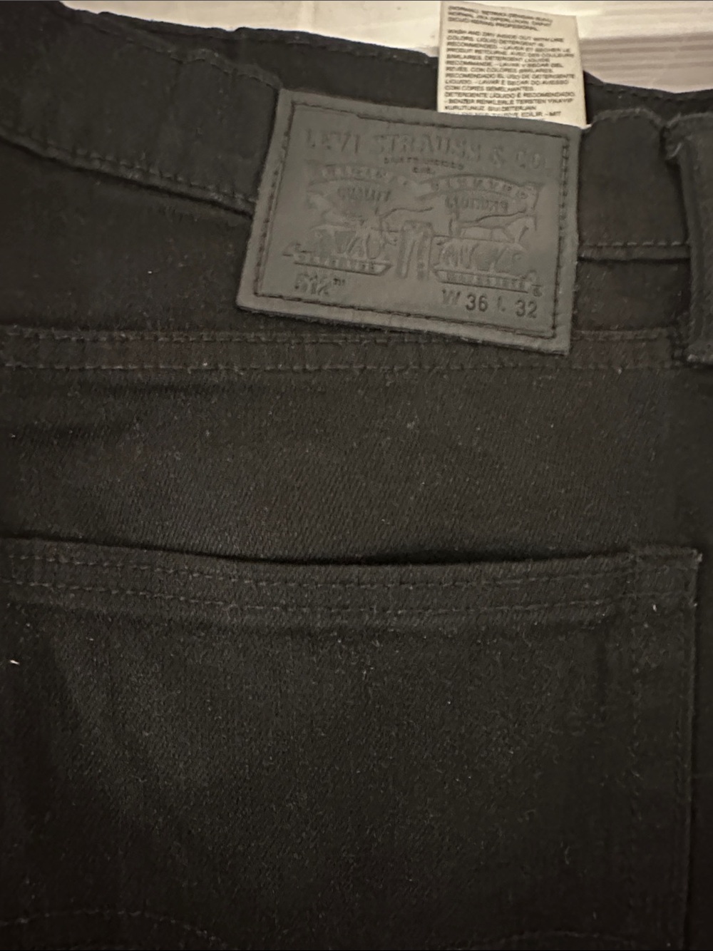 Levi's Men's Black Slim Straight Jeans